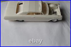 Vintage Original Issue AMT 1962 Ford Galaxie Sunliner Conv Kit in 1/25th Scale