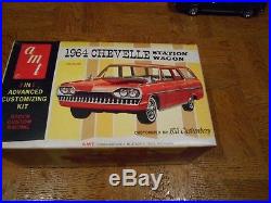 Vintage Plastic Model Kit Of An Amt 1964 Chevelle Station Wagon # 8744 200