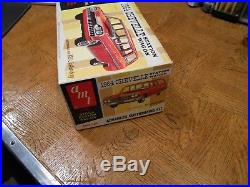 Vintage Plastic Model Kit Of An Amt 1964 Chevelle Station Wagon # 8744 200