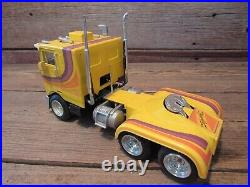 Vintage RARE AMT Turnpiker Custom Cabover 1/25 Scale Plastic Model Kit
