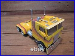 Vintage RARE AMT Turnpiker Custom Cabover 1/25 Scale Plastic Model Kit