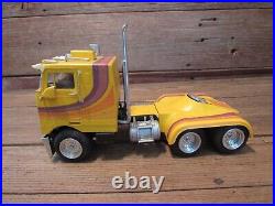 Vintage RARE AMT Turnpiker Custom Cabover 1/25 Scale Plastic Model Kit