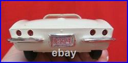 Vintage Smp Amt 1962 F922 White/creme Conv. Corvette 125 Scale Promo Car Boxed