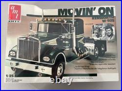 Vintage amt Movin On Kenworth W-925 Truck Tractor Model Kit 1/25 Scale NIP USA
