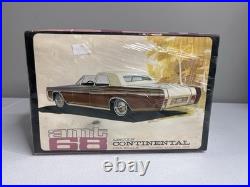 Vtg AMT 1968 Lincoln Continental Model Kit Sealed Damaged Box 6428-200
