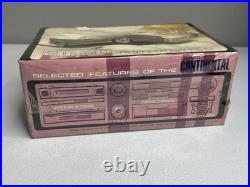 Vtg AMT 1968 Lincoln Continental Model Kit Sealed Damaged Box 6428-200